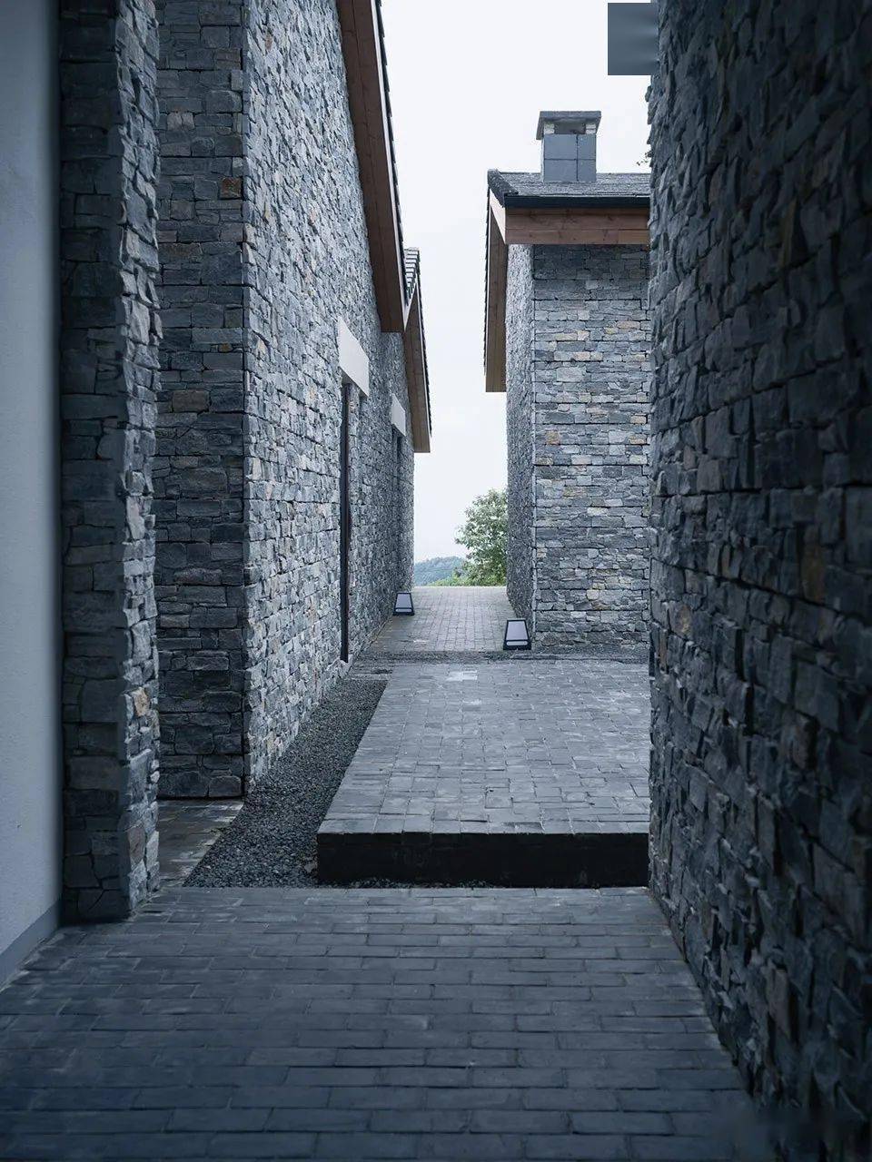 闲静山居,体会动态四时之美 | 刀田驿山居_建筑