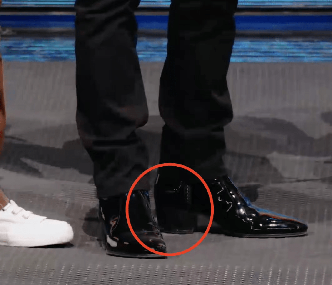 主持界名嘴合体引关注撒贝宁一人穿短裤遭网友调侃为显高太拼