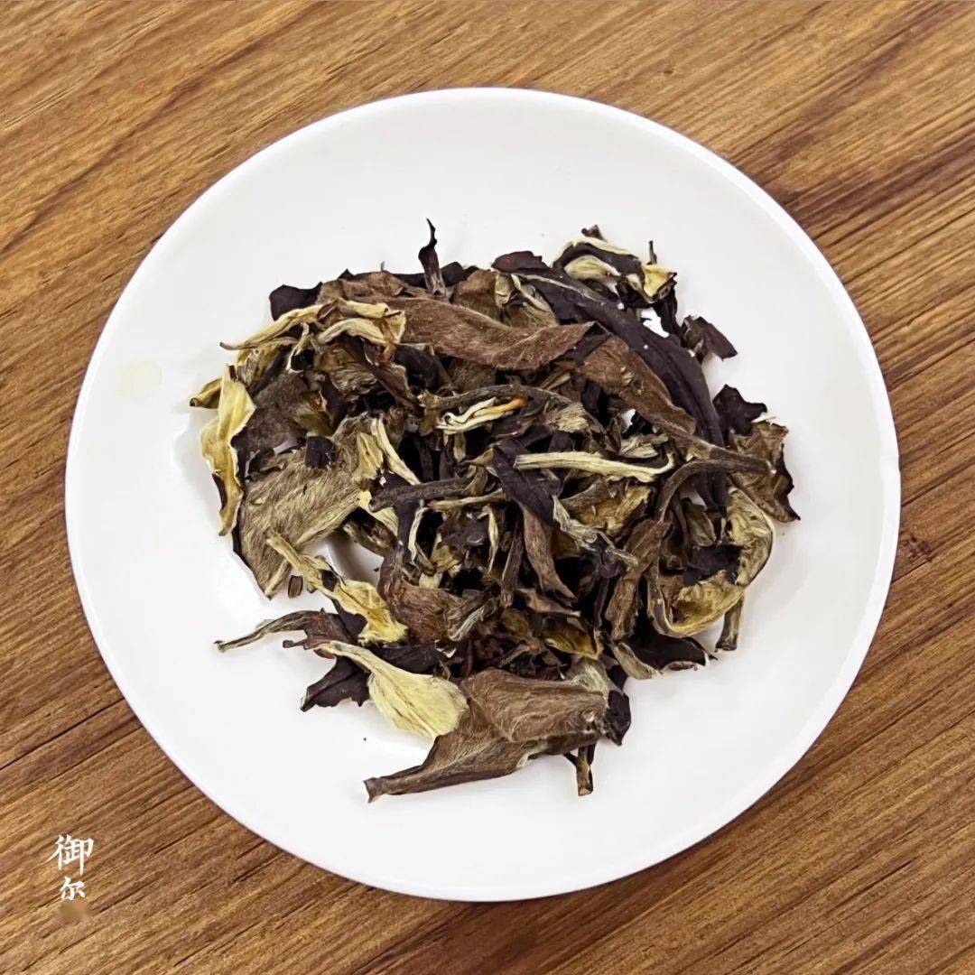 御玺丨一期一茶白龙凤5年陈韵珍藏版老白茶限时特价直降80元每一口都