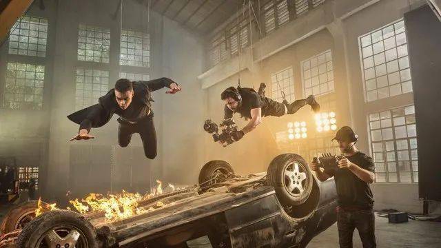 技术|集多系统于一体！大疆发布首款四轴电影摄影机 DJI Ronin 4D