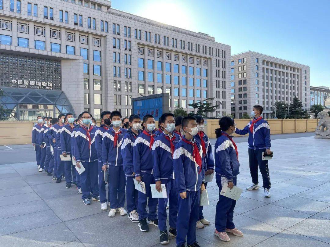 展大国风采树少年雄心北京市广渠门中学初二年级国家博物馆主题实践