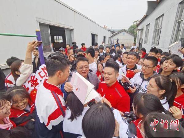 教练|石智勇：一次次打破纪录是坚持下去的理由