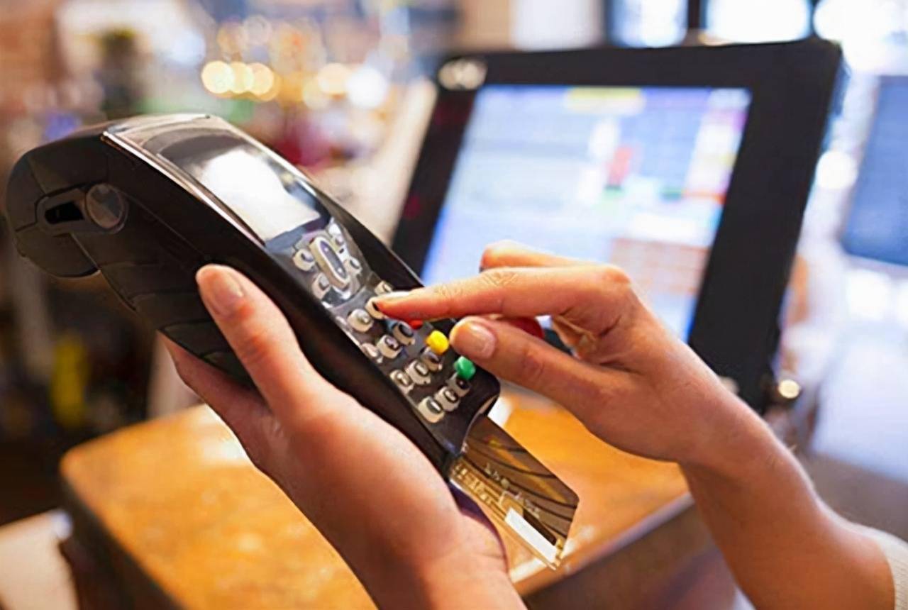 银行转账超额交易会被限制不针对普通用户有类人受影响