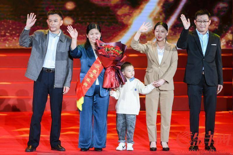 深圳 陈春华家庭佛山 伍光玉家庭河源 雷明江家庭梅州 李锦让家庭惠州