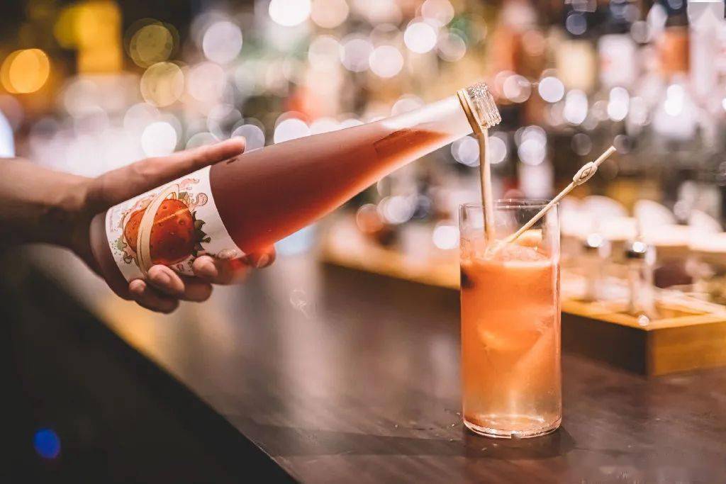梅酒|综艺刷脸，夜场女王？她比你想得更干净！