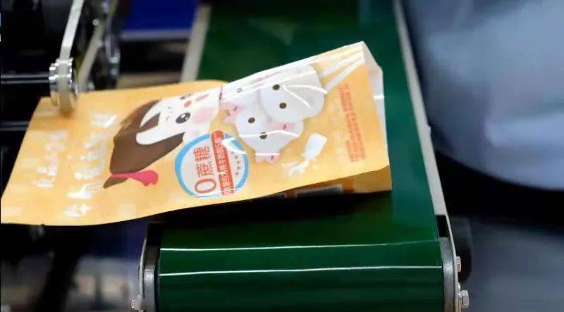 良品|双向赋能、利益共享 良品铺子引领万亿零食市场高质量发展