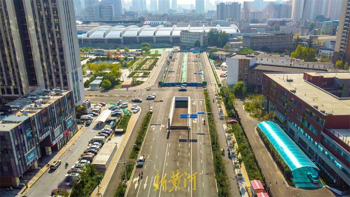 整治停車場濟南火車站北廣場周邊道路暢通了