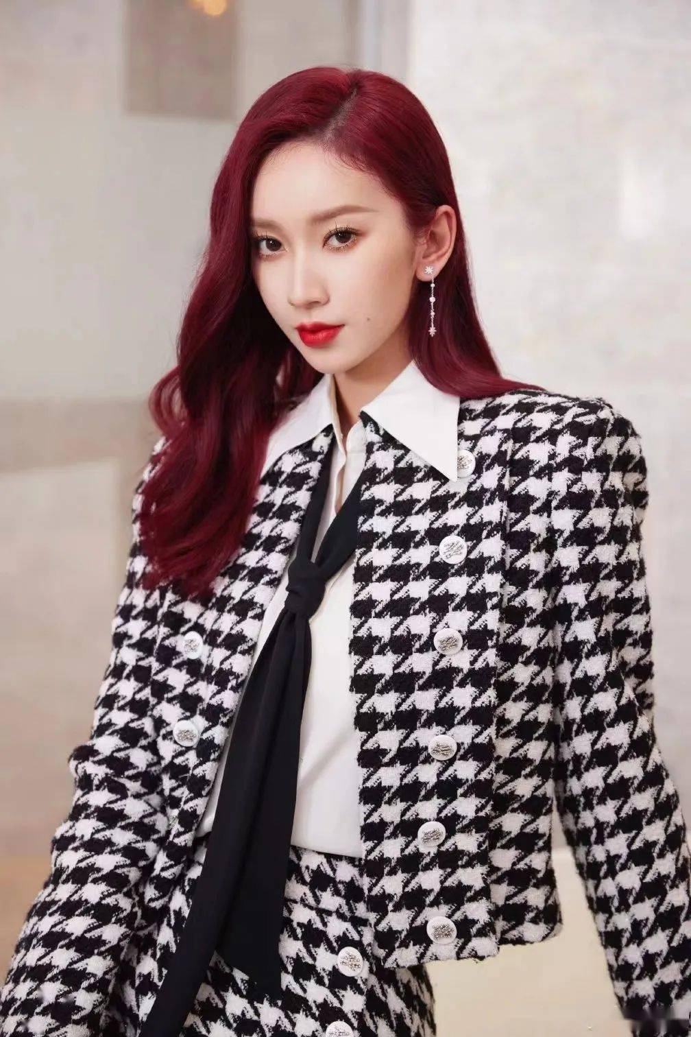 南法 yyds的南法女孩｜时尚从来就不是砸钱和穿大牌！！