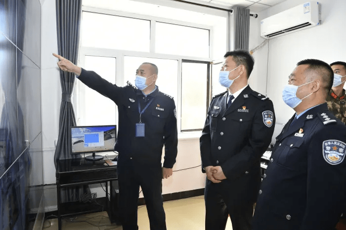 白城市副市长,公安局长陈锋带队检查指导公安监管场所和道路交通安全