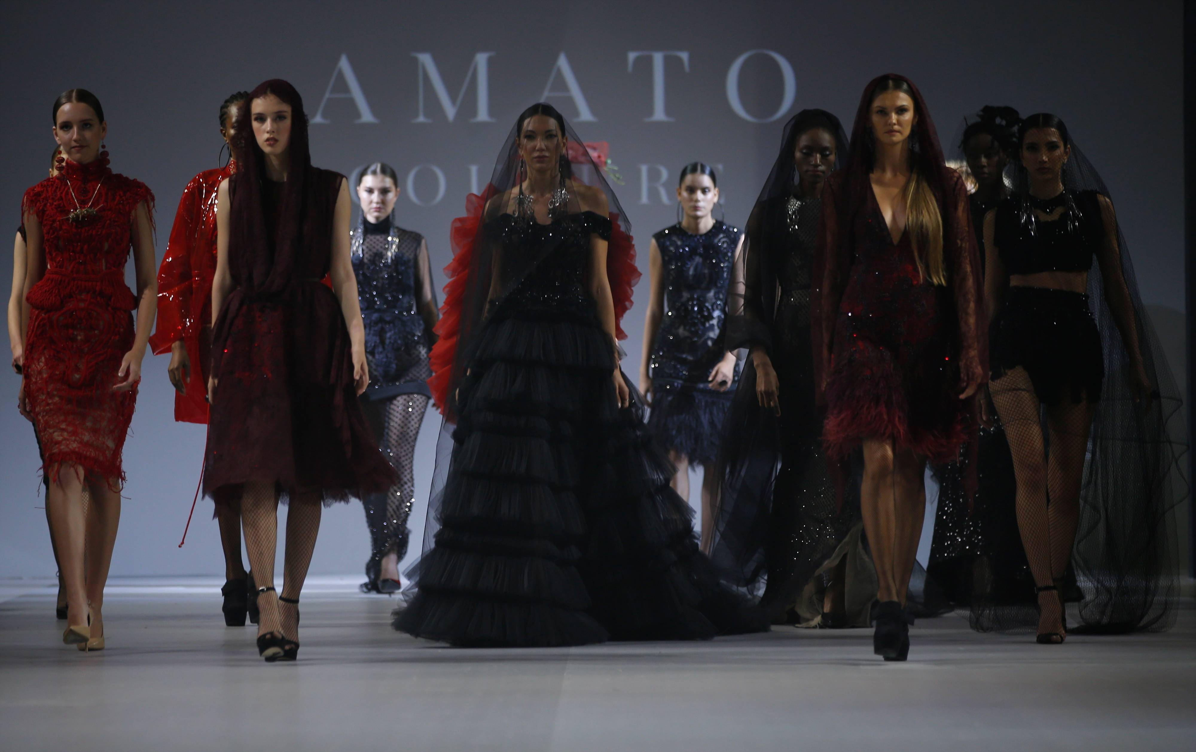 服装阿拉伯时装周——Amato Couture品牌时装秀