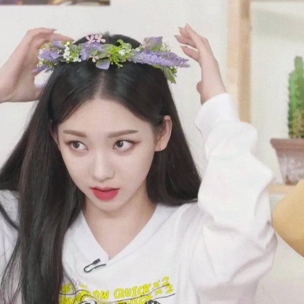 全网全网都在吹的AI脸美女，和Jennie“撞款”的颜值秘诀是什么？
