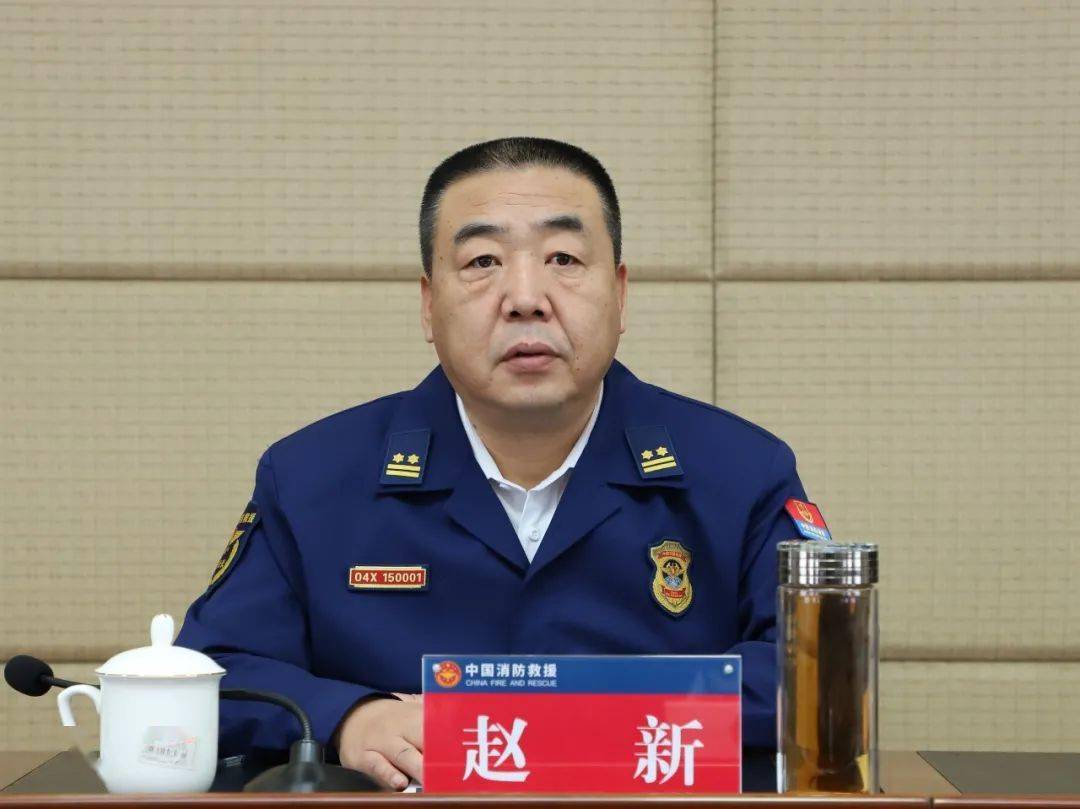 会上,任杰群副支队长传达了总队新闻宣传工作会议精神,深入解读了