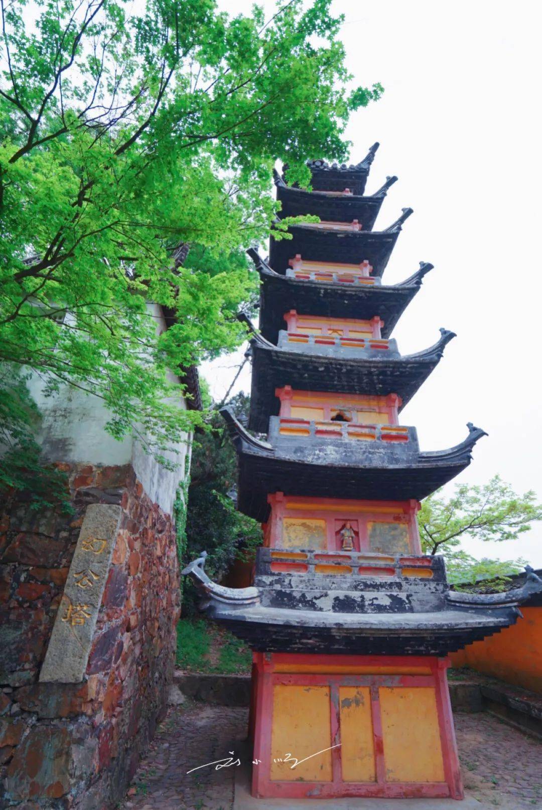 这座仅仅海拔100米的山,为何被称为"江海第一山"?