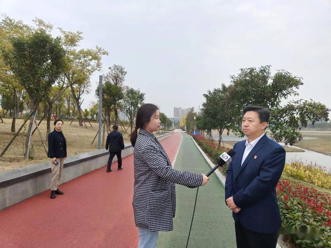 贯彻落实市五次党代会精神67路耕接受市电视台专访