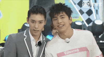 校园小说男主从此有了脸…