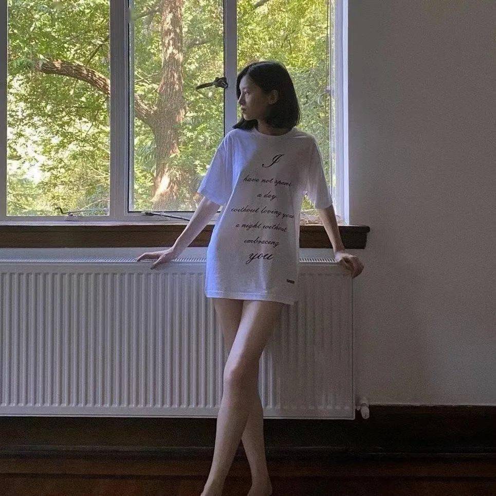 漂亮 基础款怎么穿出高级感？这些女设计师给的答卷可太漂亮了！