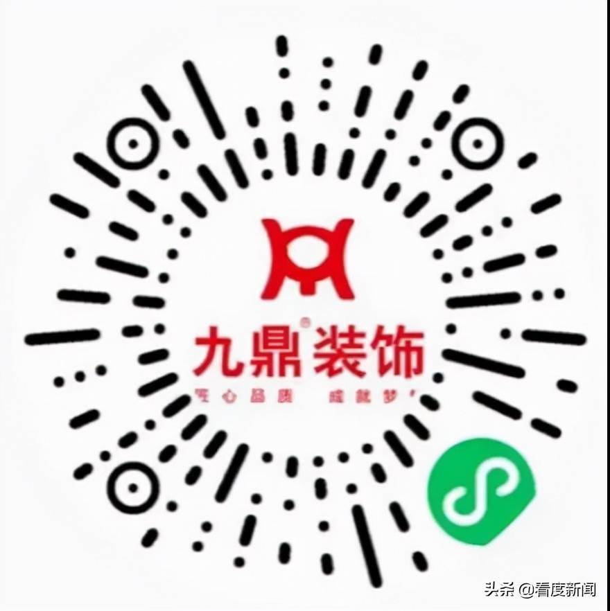 一家人142㎡纯白复式，丢掉客厅沙发，清清透透现代风