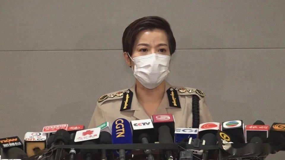 人事| 这位美女任香港海关关长_何珮珊