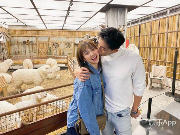 校园小说男主从此有了脸…