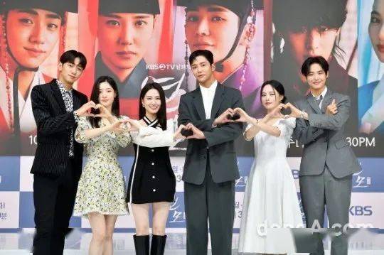 宋贤|“所有的瞬间都是名场面”！漫改新剧开播引发网友关注