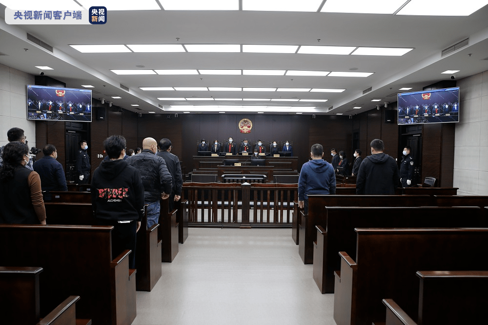 大连市中级人民法院认为,被告人刘东无视法律,故意以危险方法危害公共