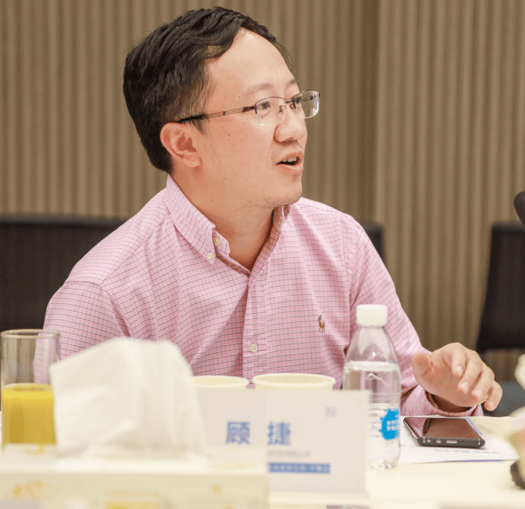 芯原微电子董事长兼总裁戴伟民奥科达生物ceo李守峰谈到,公司立足中国