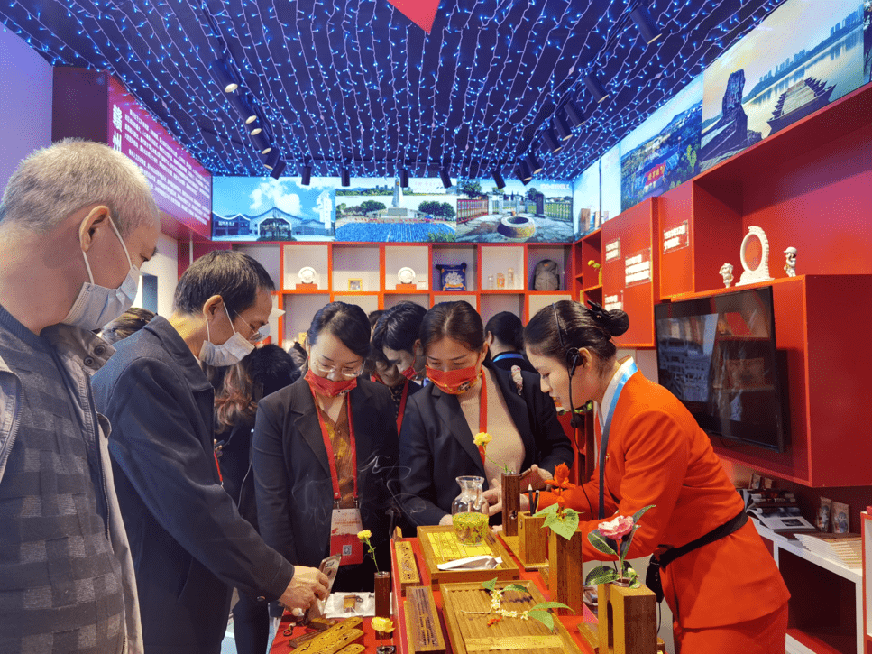 赣州精彩亮相2021中国红色旅游博览会