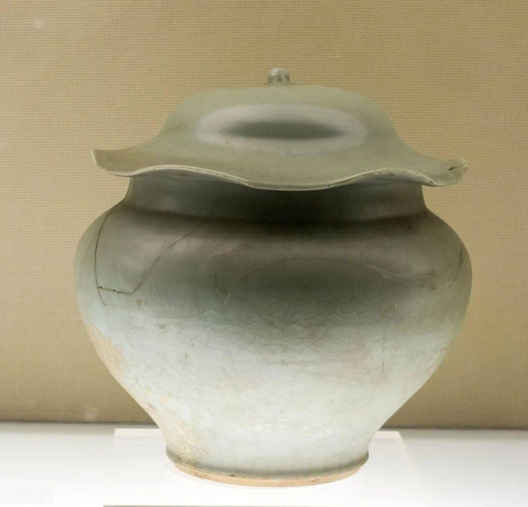 入手困難　貴重品　宮廷瓷器　人類人文龍壇博物館館蔵　宋元明清 入手困難　貴重品　宮廷瓷器　人類人文龍壇博物館館蔵　宋元明清