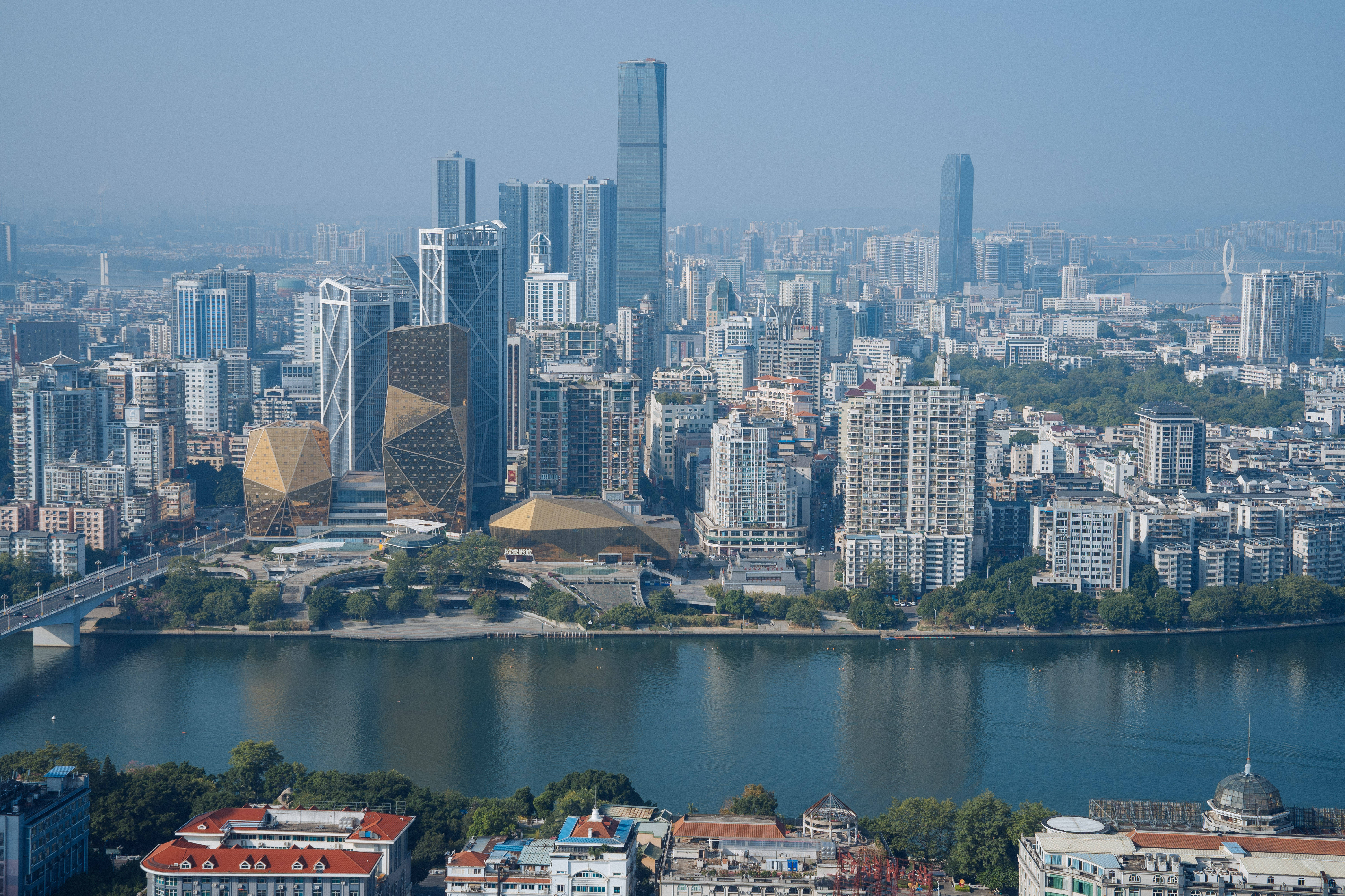 柳州马鞍山全景图片