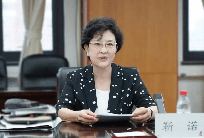 张东刚任中国人民大学党委书记_教育部