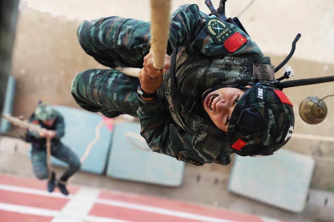 机动支队全力备战全训军事训练等级评定