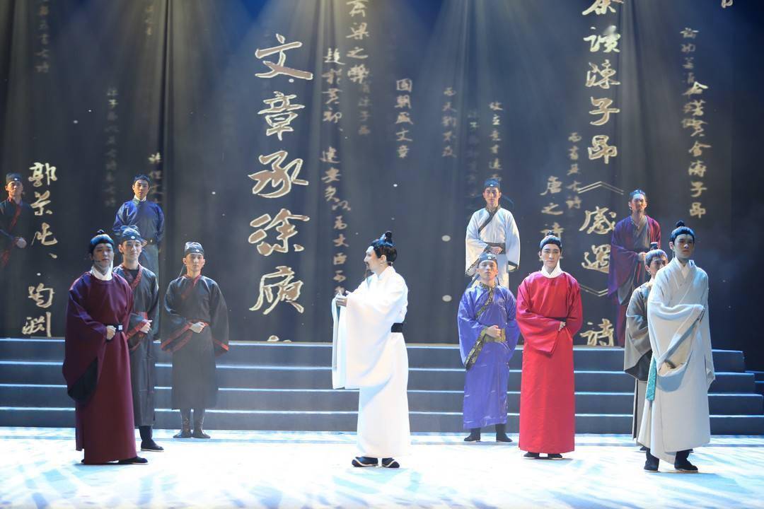 时空穿梭古今对话情景话剧陈子昂在四川射洪首演