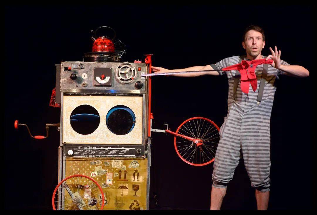 今日开票盒子剧场里看盒子先生的巧妙之旅