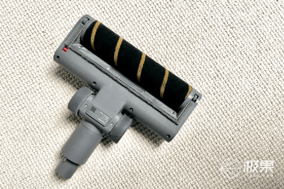 评测|全能吸尘器评测！吸拖一体难缠毛发秒清理，犄角旮旯高处打扫全搞定