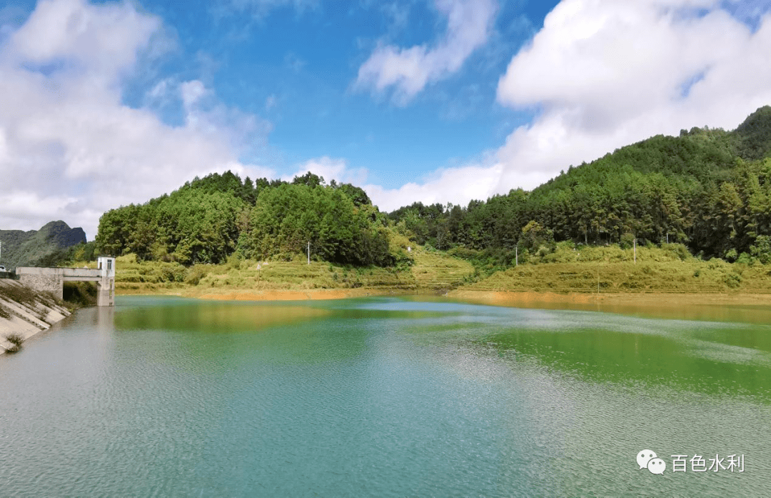 金秋十月邂逅靖西水库