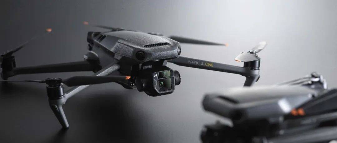 大疆创新发布DJI Mavic 3，卓越影像飞跃艺术想象_哈苏