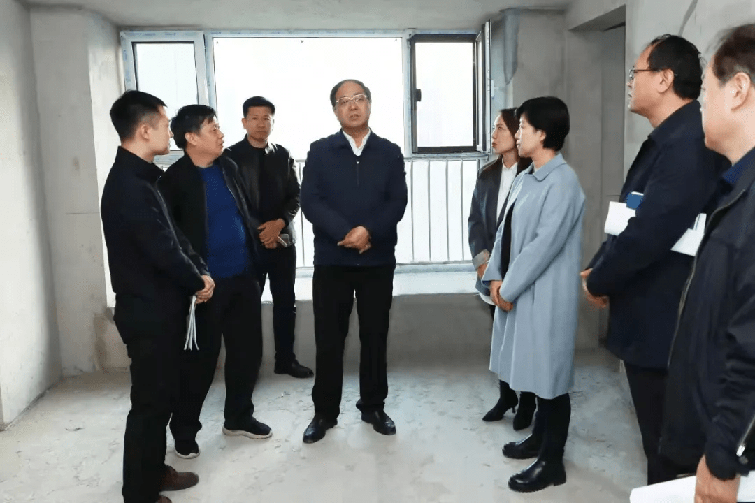 太原万柏林区杨俊民调研重点项目建设推进情况