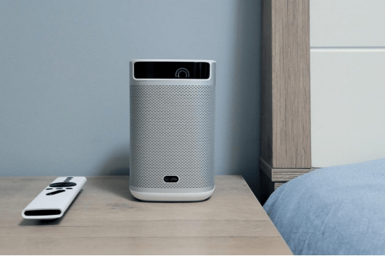 能当充电宝的投影仪你见过吗双十一极米便携式投影仪推荐