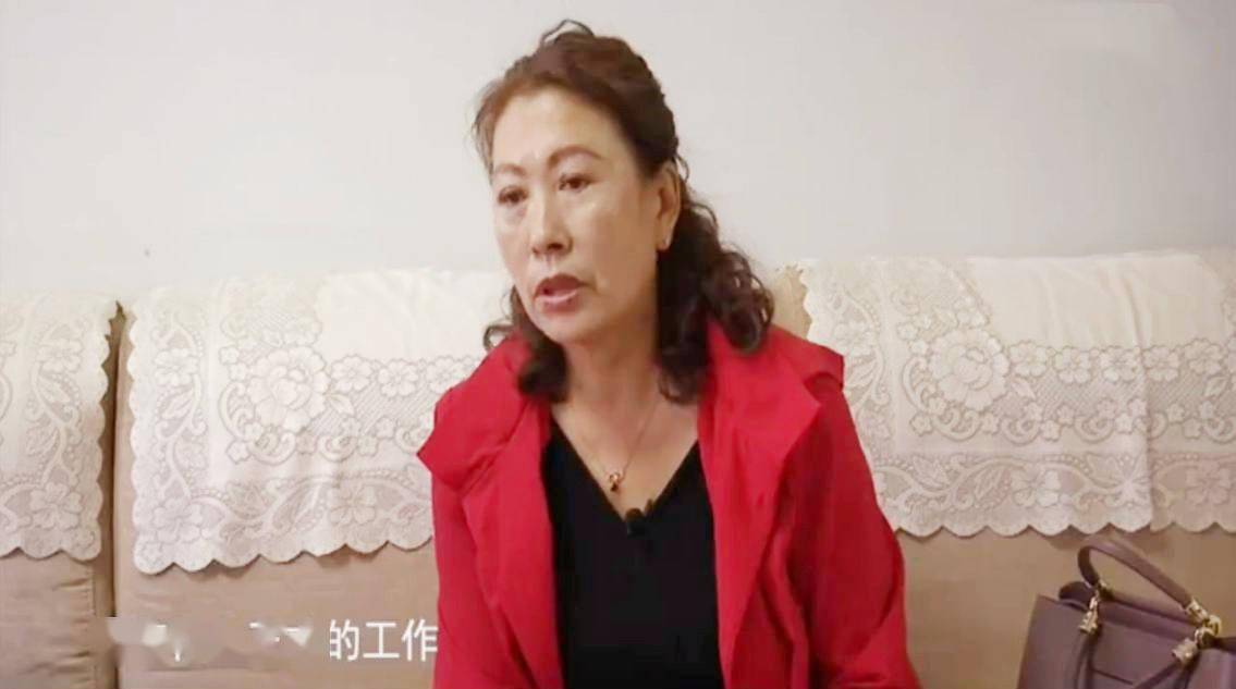 前夫辛辛苦苦赚钱养家,想方设法让老婆孩子过上好日子,那些年赵大妈不