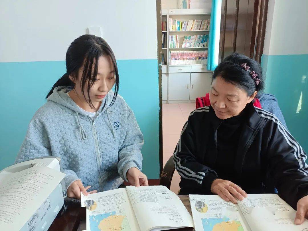作为一名光荣的历史学科支教队员,我来到桦川县第三中学从事支教活动