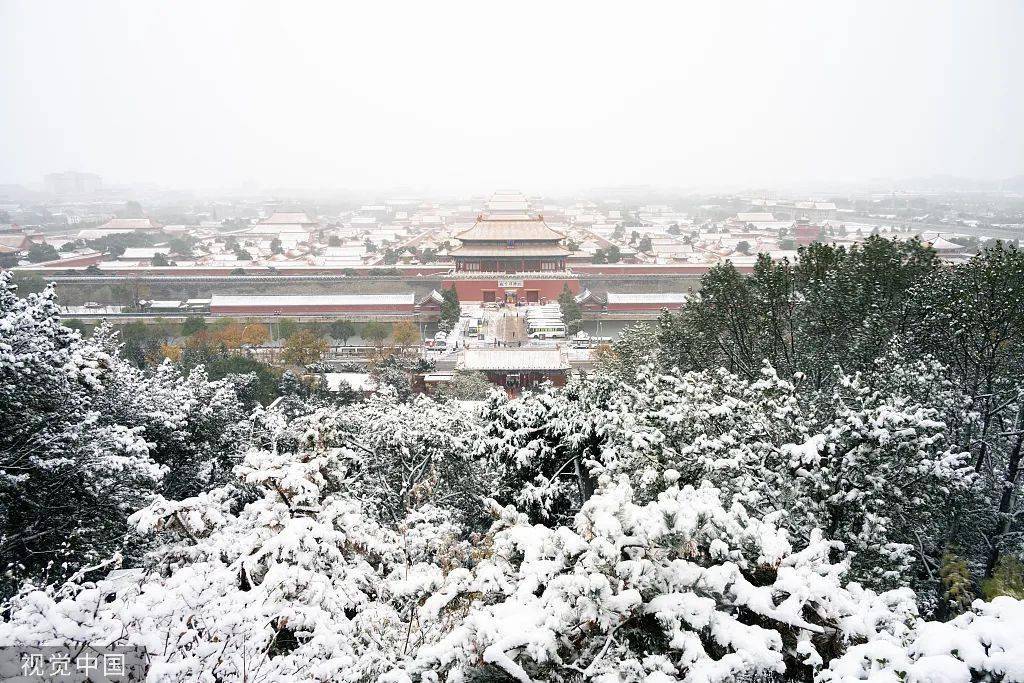 大雪|一片两片三四片，飞入你我眼里边……