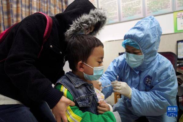 疫苗|重庆北碚：有序推进3至11岁人群新冠疫苗接种