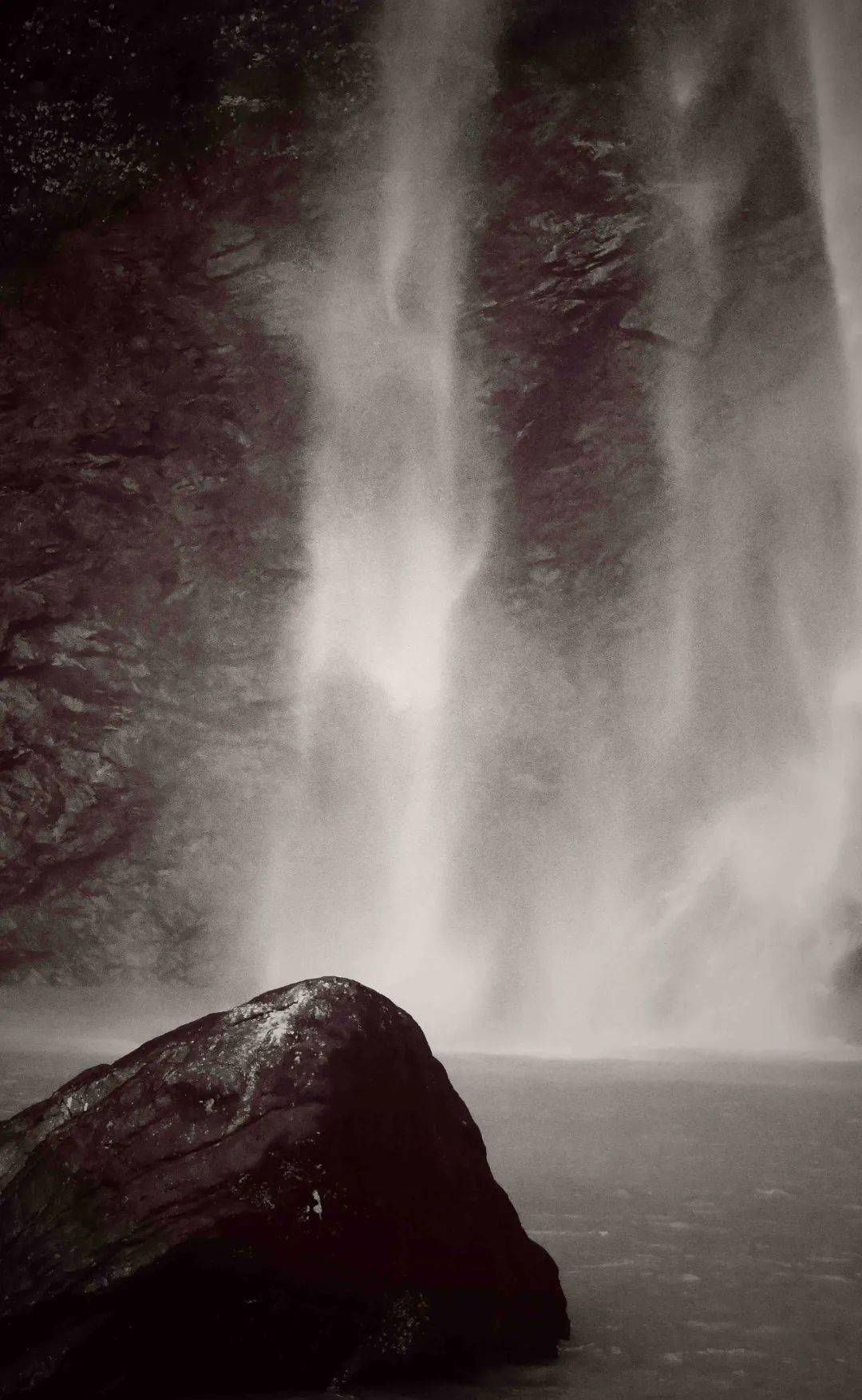 2021丽水摄影节逆流而上景象61镜像七人联展