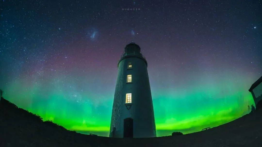上周末，一场绚烂的南极光，光临南半球的夜空。正在布鲁尼岛 (Bruny Island) 的小红书网友@趣果儿，与我们分享了这一绝美时刻。愿邂逅 ...