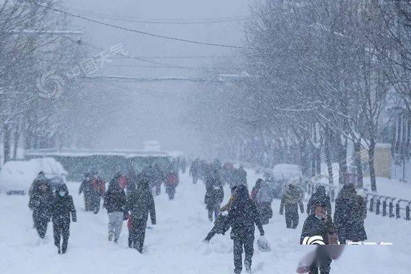 大雪飘飘北风萧萧图片