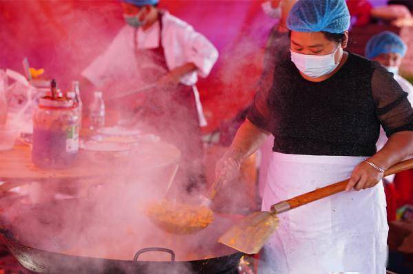 邱玉宁|江西铅山疫情十二日：那些闪亮的身影