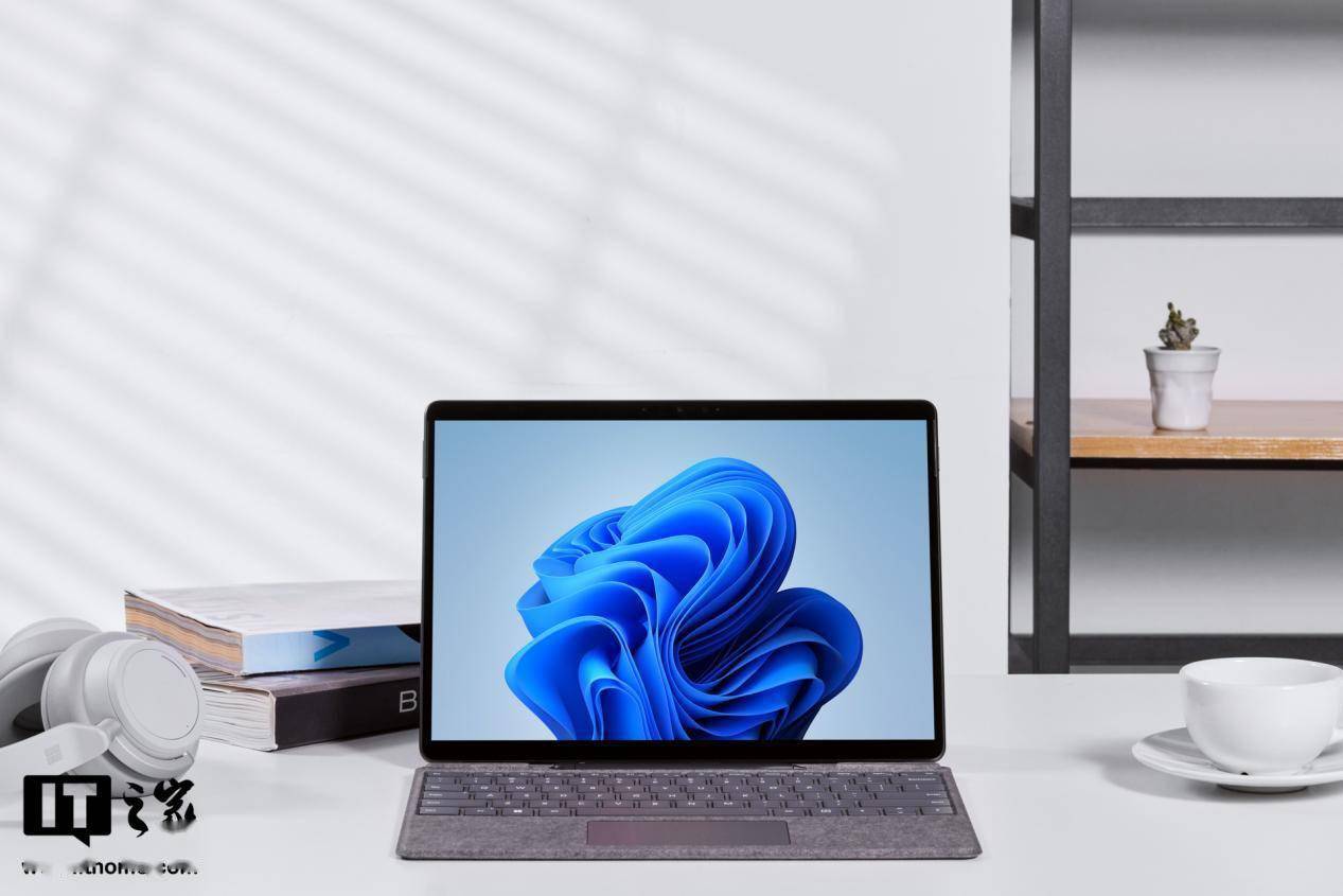 适配器|Surface Pro 8 评测：当最强的二合一遇上最新的 Windows11