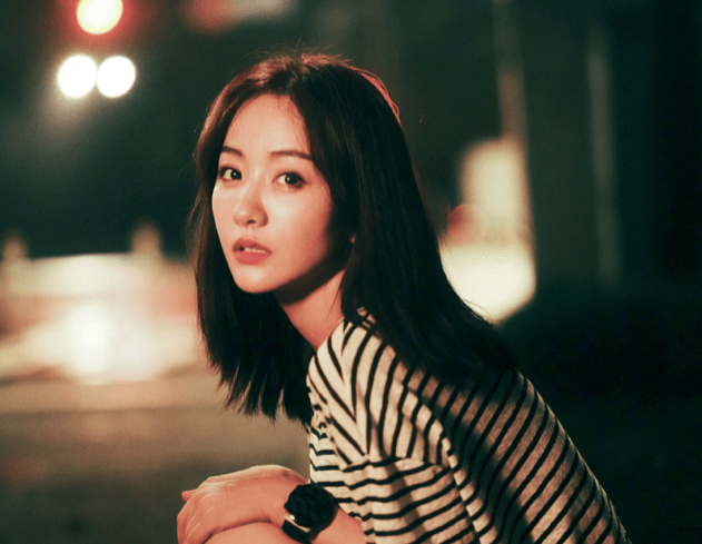 冯绍峰|2部新剧同时上线，先后合作冯绍峰蒋勤勤，出道25年的她早该红了