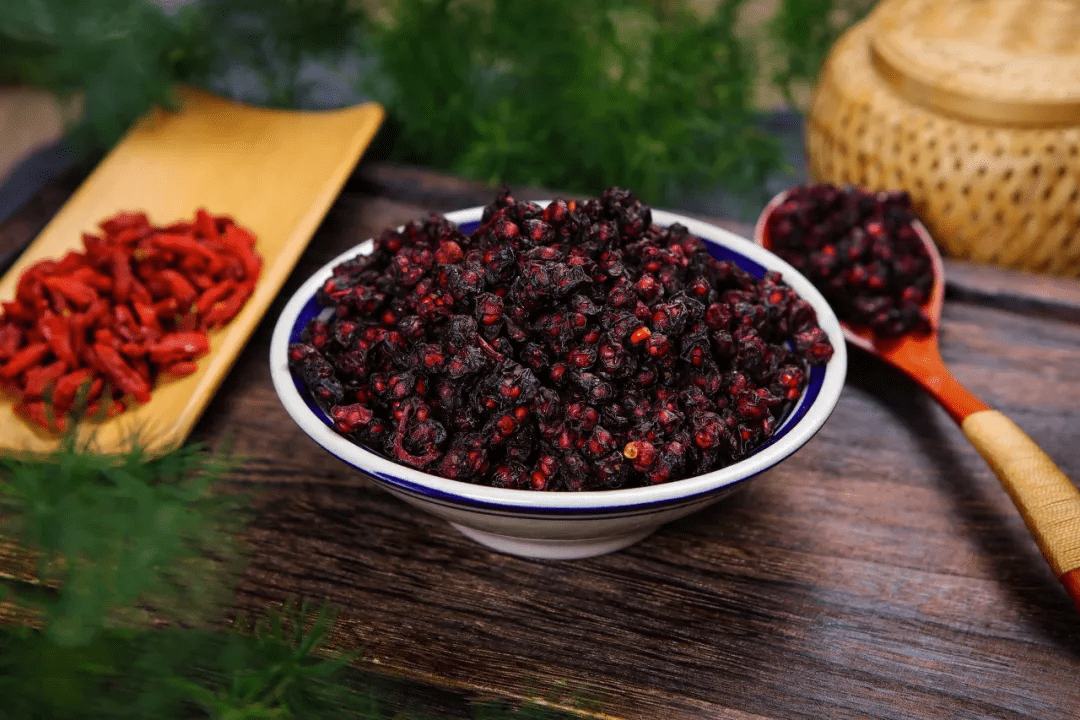 药王孙思邈:一味药入五脏,镇压病邪那是相当多_五味子