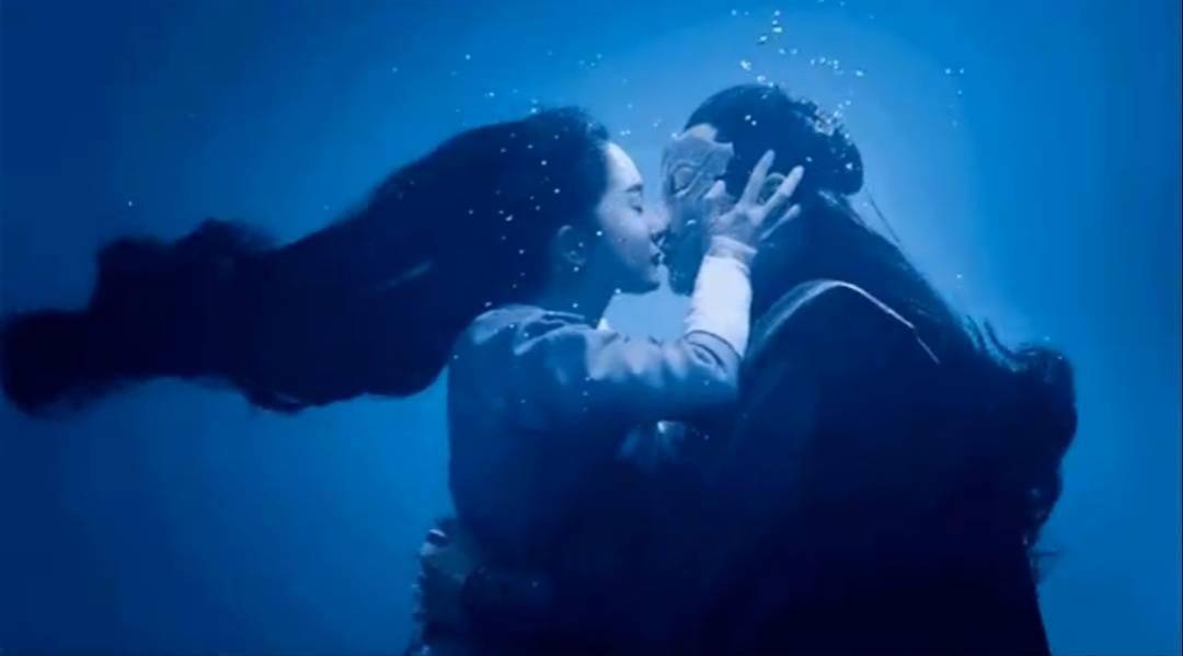 因为|杨幂陈伟霆二搭演情侣，一个36一个35，时隔7年仍在古偶里打转